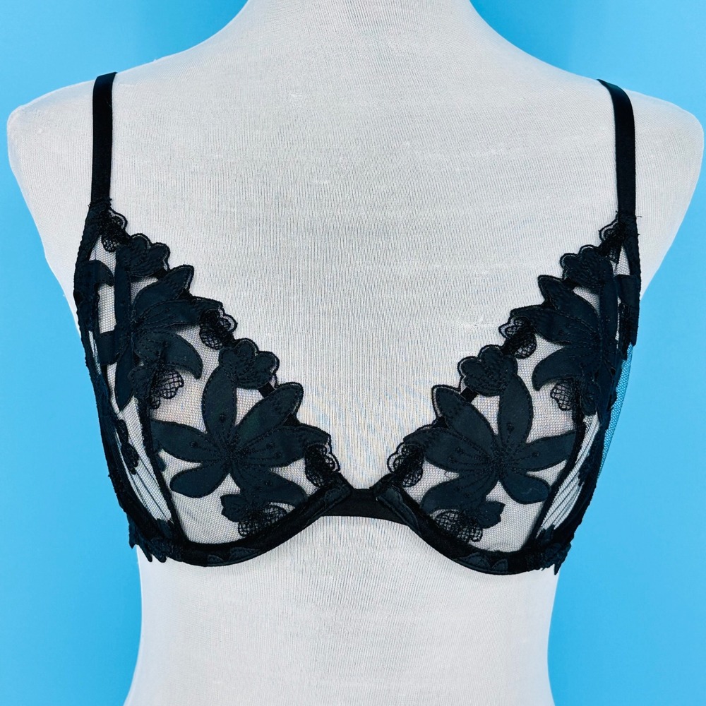 Victorias Secret Black Floral Embroidered Unlined Plunge Bra 32D Mesh Underwire
